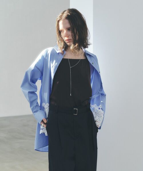 YECCA VECCA(イェッカヴェッカ)の「レースヘムロングシャツ(シャツ/ブラウス・レディース・ストライプ/オフホワイト・FREE)」の19枚目の写真