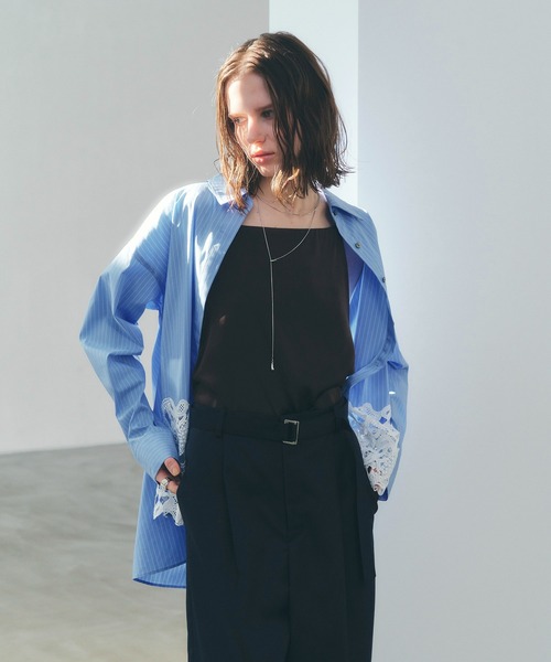 YECCA VECCA（イェッカヴェッカ）の「レースヘムロングシャツ（シャツ/ブラウス・レディース・ストライプ/オフホワイト・FREE）」の5枚目の写真