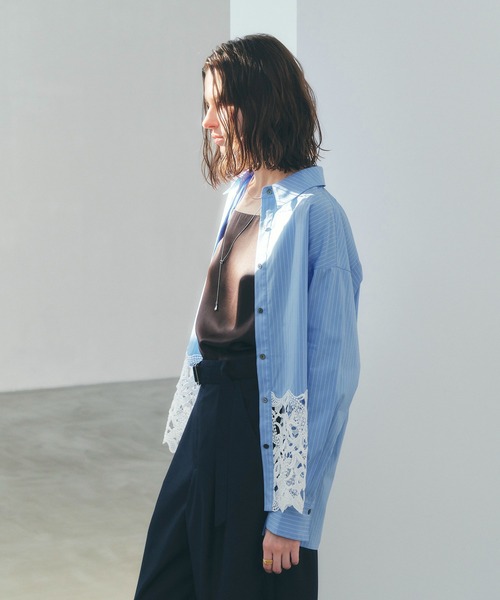 YECCA VECCA（イェッカヴェッカ）の「レースヘムロングシャツ（シャツ/ブラウス・レディース・ストライプ/オフホワイト・FREE）」の7枚目の写真