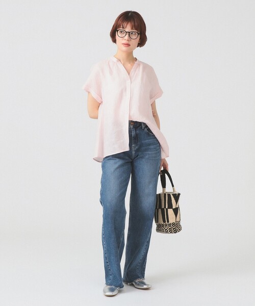 Ray BEAMS(レイビームス)の「リネン スタンドカラー フレンチスリーブ シャツ(シャツ/ブラウス・レディース・ダークブラウン/ピンク/サックスブルー・ONE SIZE)」の9枚目の写真