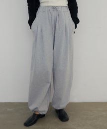 hellam（へラム）の「裏毛2タックパンツ（スウェットパンツ）」