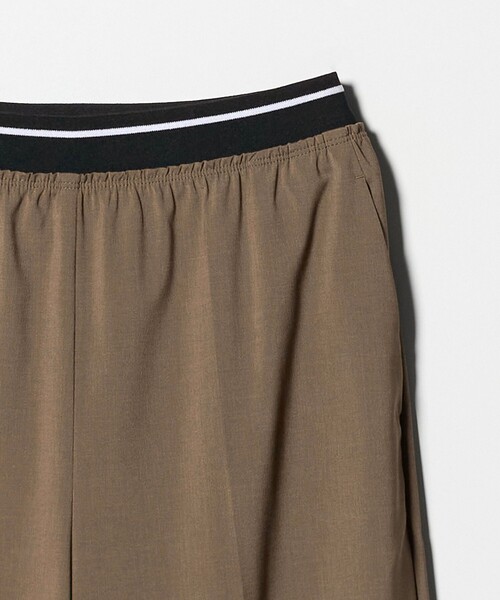BEAUTY&YOUTH UNITED ARROWS(ビューティーアンドユースユナイテッドアローズ)の「ラインゴム ワイドパンツ ウォッシャブル 防シワ(その他パンツ・レディース・ブラック/ライム/モカ/ダークグレー・S/XS/M)」の13枚目の写真