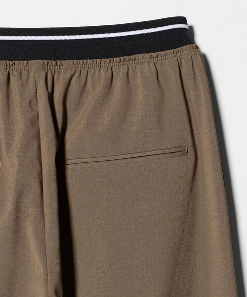 BEAUTY&YOUTH UNITED ARROWS(ビューティーアンドユースユナイテッドアローズ)の「ラインゴム ワイドパンツ ウォッシャブル 防シワ(その他パンツ・レディース・ブラック/ライム/モカ/ダークグレー・S/XS/M)」の14枚目の写真