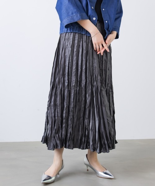 Bou Jeloud（ブージュルード）の「ワッシャーマットサテンスカート（スカート・レディース・チャコールグレー/ホワイト系その他/ライトカーキ・FREE）」の18枚目の写真