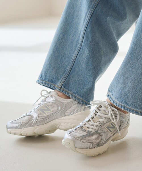 NEW BALANCE(ニューバランス)の「<New Balance>U530 メタリックカラー スニーカー(スニーカー・レディース・ゴールド/シルバー・22.5cm/23cm/23.5cm/24cm/24.5cm/25cm)」の13枚目の写真