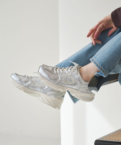 NEW BALANCE(ニューバランス)の「<New Balance>U530 メタリックカラー スニーカー(スニーカー・レディース・ゴールド/シルバー・22.5cm/23cm/23.5cm/24cm/24.5cm/25cm)」の14枚目の写真