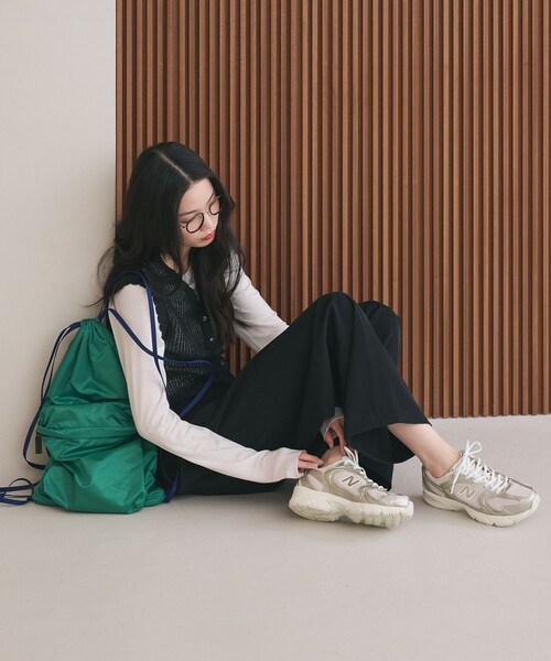 NEW BALANCE(ニューバランス)の「<New Balance>U530 メタリックカラー スニーカー(スニーカー・レディース・ゴールド/シルバー・22.5cm/23cm/23.5cm/24cm/24.5cm/25cm)」の17枚目の写真