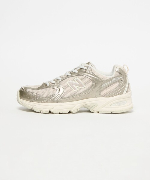NEW BALANCE(ニューバランス)の「<New Balance>U530 メタリックカラー スニーカー(スニーカー・レディース・ゴールド/シルバー・22.5cm/23cm/23.5cm/24cm/24.5cm/25cm)」の5枚目の写真