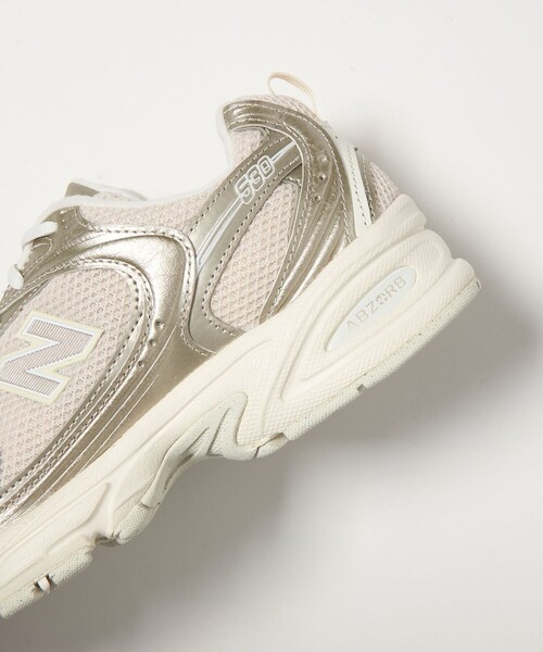 NEW BALANCE(ニューバランス)の「<New Balance>U530 メタリックカラー スニーカー(スニーカー・レディース・ゴールド/シルバー・22.5cm/23cm/23.5cm/24cm/24.5cm/25cm)」の8枚目の写真