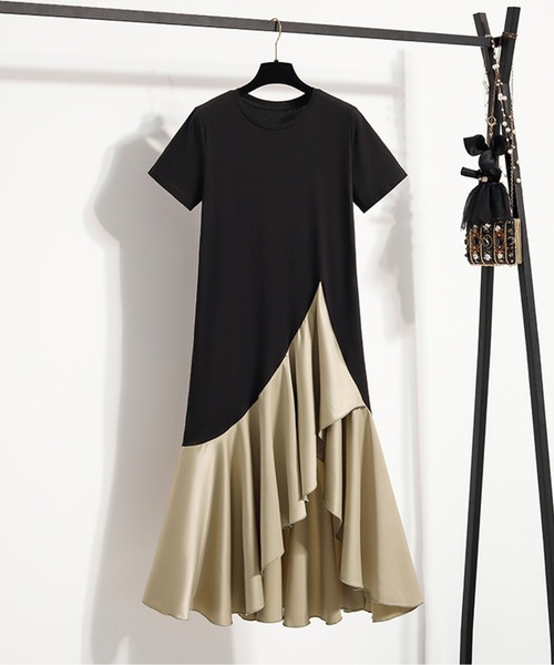 LUCPY(ラクピー)の「アシンメトリー切替フレアワンピース(ワンピース・レディース・ベージュ/ブルー/ブラック・XX-LARGE/X-LARGE/LARGE/MEDIUM)」の1枚目の写真