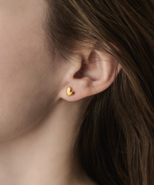 muku(ムク)の「PIERCE/NUANCE HEART(ピアス(両耳用)・レディース・シルバー/ゴールド・FREE)」の1枚目の写真
