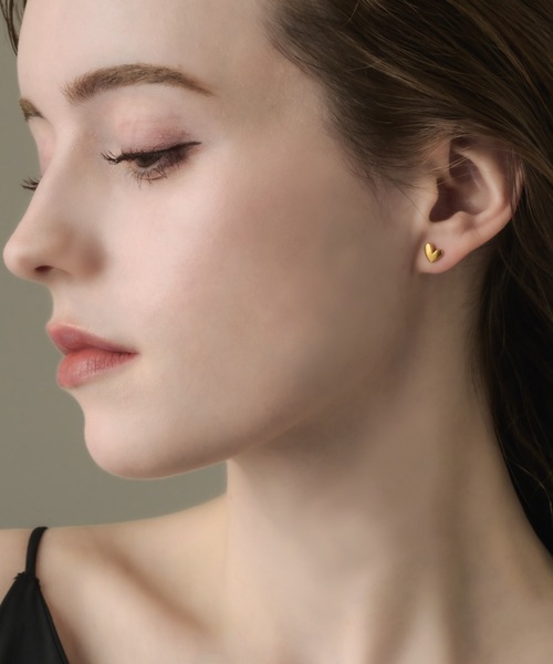 muku(ムク)の「PIERCE/NUANCE HEART(ピアス(両耳用)・レディース・シルバー/ゴールド・FREE)」の6枚目の写真
