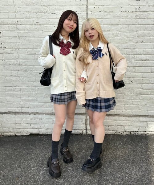 U.S. POLO ASSN.(ユーエスポロアッスン)の「【U.S. POLO ASSN. ×RMAF】スクールカーディガン(カーディガン/ボレロ・レディース・オフホワイト/ベージュ/ネイビー・LARGE/MEDIUM)」の6枚目の写真
