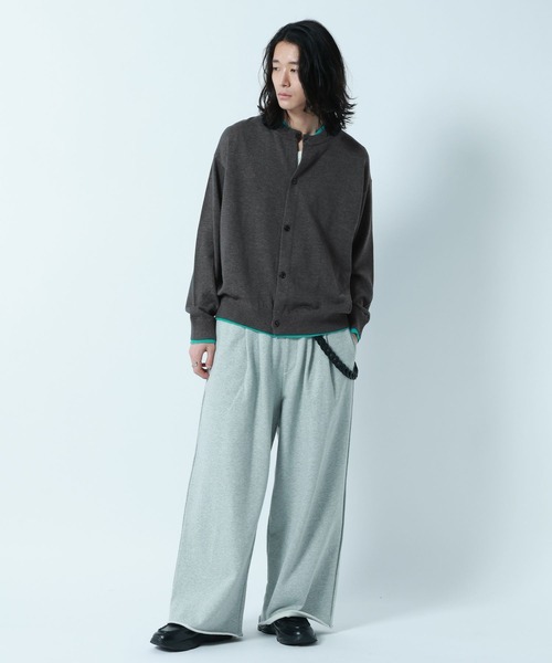 RAGEBLUE（レイジブルー）の「Design Cut Straight Wide Sweat Pants/カットオフストレートワイドスウェットパンツ（スウェットパンツ・メンズ・ブラック/アッシュグレー・MEDIUM/LARGE）」の4枚目の写真