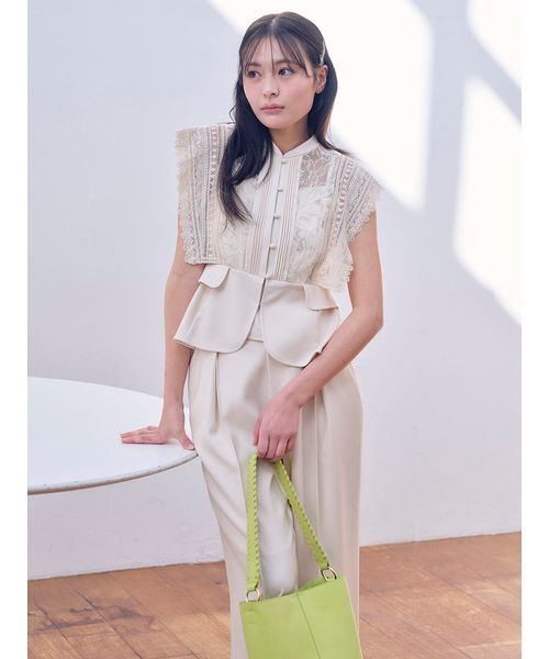 LILY BROWN（リリーブラウン）の「スイッチングレースブラウス（シャツ/ブラウス・レディース・アイボリー/ブラック/ピンク・F）」の6枚目の写真