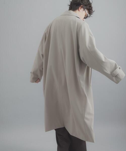 SENSE OF PLACE by URBAN RESEARCH(センスオブプレイスバイアーバンリサーチ)の「バルマカーンルーズコート(ステンカラーコート・メンズ・ベージュ系その他/ベージュ/ネイビー・MEDIUM/LARGE)」の4枚目の写真