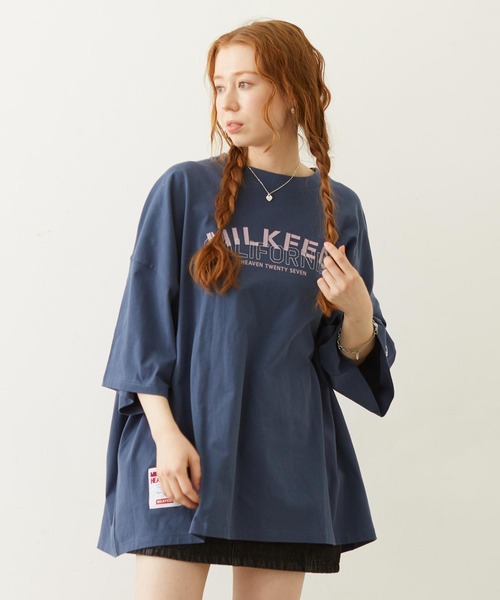 MILKFED.(ミルクフェド)の「【コラボ/ロゴ映え/ビッグシルエット】MILKFED.×CHAMPION LAYER LOGO BIG TEE(Tシャツ/カットソー・レディース・ブラック/ライトブルー/オートミール/ネイビー・ONE SIZE)」の4枚目の写真