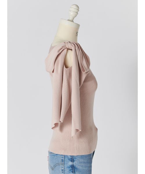 SNIDEL（スナイデル）の「リボンショルダーニットプルオーバー（ニット/セーター・レディース・ピンクベージュ/ブラック/アイボリー・F）」の6枚目の写真