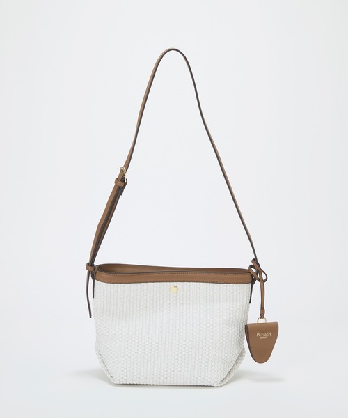Breath TOPKAPI(ブレストプカピ)の「【Breath TOPKAPI】サングラスホルダー付き レザーコンビ カゴ ショルダーバッグ(ショルダーバッグ・レディース・ブラック/ホワイト/ベージュ・FREE)」の1枚目の写真