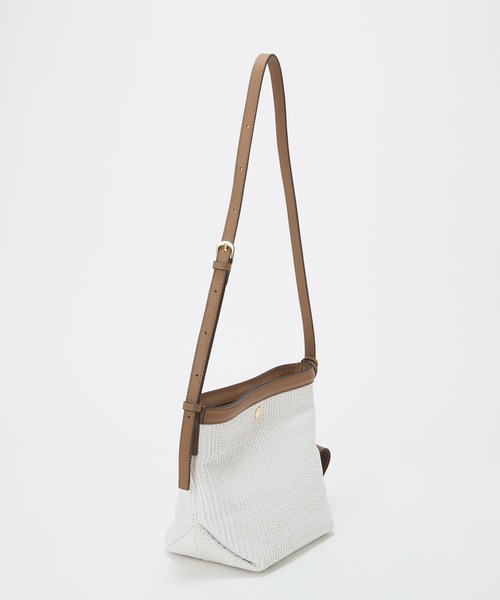 Breath TOPKAPI(ブレストプカピ)の「【Breath TOPKAPI】サングラスホルダー付き レザーコンビ カゴ ショルダーバッグ(ショルダーバッグ・レディース・ブラック/ホワイト/ベージュ・FREE)」の14枚目の写真
