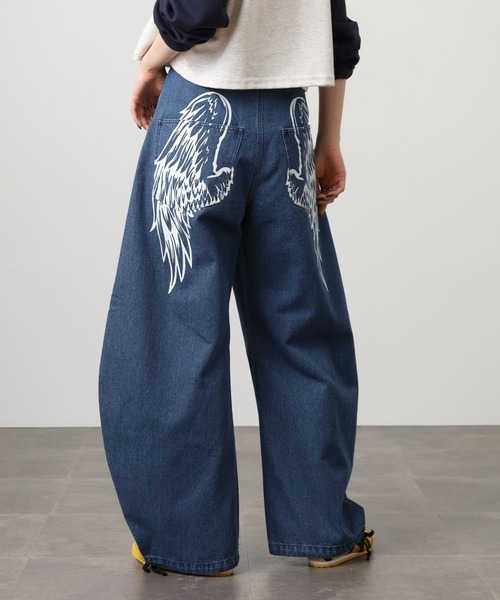 RE730（アールイーセブンサーティー）の「RE730 フェザープリント　デニムパンツ（デニムパンツ・メンズ・ブラック/サックスブルー/ブルー・L/M）」の3枚目の写真