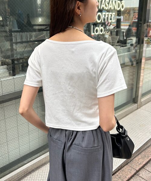 mystic(ミスティック)の「【REVIVAL/新色ラインストーンが登場!】26SSオフショルTシャツ(Tシャツ/カットソー・レディース・ホワイト系その他/ブラック/グレー/オフホワイト・FREE/2)」の14枚目の写真