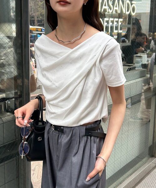 mystic(ミスティック)の「【REVIVAL/新色ラインストーンが登場!】26SSオフショルTシャツ(Tシャツ/カットソー・レディース・ホワイト系その他/ブラック/グレー/オフホワイト・FREE/2)」の17枚目の写真