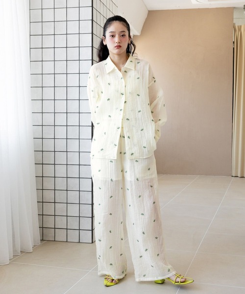 RAGEBLUE（レイジブルー）の「フラワーシシュウシアーシャツ/セットアップ対応（シャツ/ブラウス・レディース・ブラック/ホワイト・FREE）」の5枚目の写真