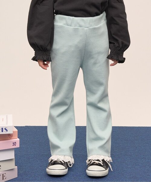 Lycee mine(リセマイン)の「【ともパン】【防汚・速乾】裾チェリーレースフレアパンツ【子供服】【キッズ】【女の子】(その他パンツ・キッズ・ブラック/シルバーグレー/ライラック/アイボリー/ベビーピンク/エメラルド/サックスブルー・140cm/110cm/120cm/130cm/90cm/100cm)」の4枚目の写真