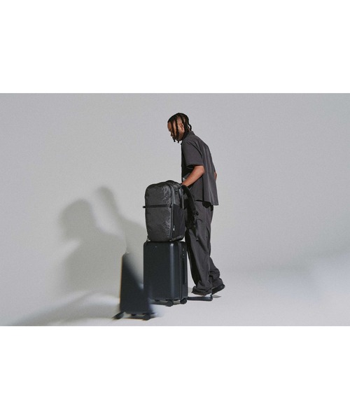 Aer(エアー)の「AER Travel Pack 4 35L Ultra / AER-28071(バックパック/リュック・メンズ・ブラック・FREE)」の19枚目の写真