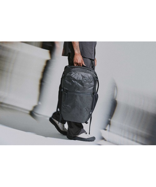 Aer(エアー)の「AER Travel Pack 4 35L Ultra / AER-28071(バックパック/リュック・メンズ・ブラック・FREE)」の20枚目の写真