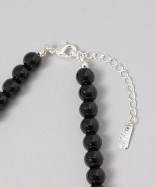 JEANASIS(ジーナシス)の「ガラスビーズネックレス/660080(ネックレス・レディース・ブラック/グリーン/ホワイト・FREE)」の5枚目の写真