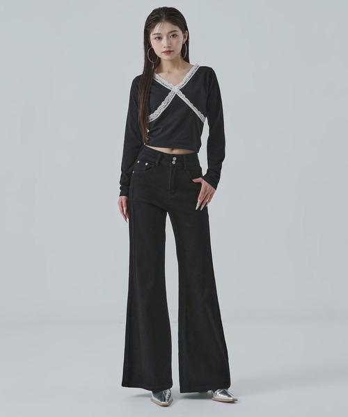 ANAP(アナップ)の「クロスレースデザイン クロップド トップス ロンT(Tシャツ/カットソー・レディース・ホワイト/ブラック×ホワイト/ブラック/ラベンダー・F)」の7枚目の写真