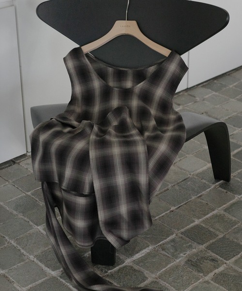 LAULEN（ローレン）の「ombre check urban setup / オンブレチェックセットアップ（サロペット/オーバーオール・レディース・ブラック・FREE）」の3枚目の写真