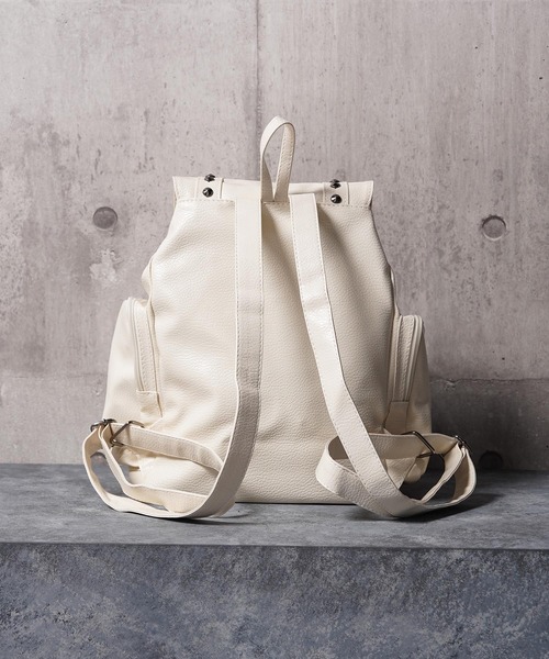 1111clothing(ワンフォークロージング)の「クロスチャーム バックパック / Cross Charm Backpack(バックパック/リュック・レディース・ピンク/ブラック/オフホワイト・FREE)」の8枚目の写真