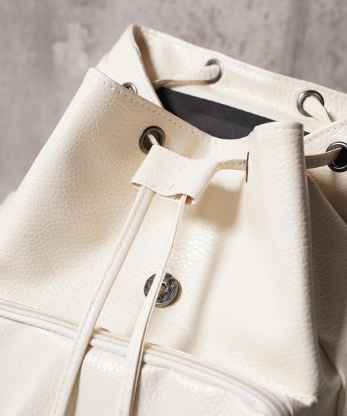 1111clothing(ワンフォークロージング)の「クロスチャーム バックパック / Cross Charm Backpack(バックパック/リュック・レディース・ピンク/ブラック/オフホワイト・FREE)」の17枚目の写真