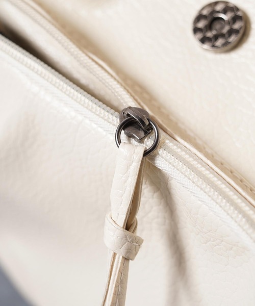 1111clothing(ワンフォークロージング)の「クロスチャーム バックパック / Cross Charm Backpack(バックパック/リュック・レディース・ピンク/ブラック/オフホワイト・FREE)」の19枚目の写真