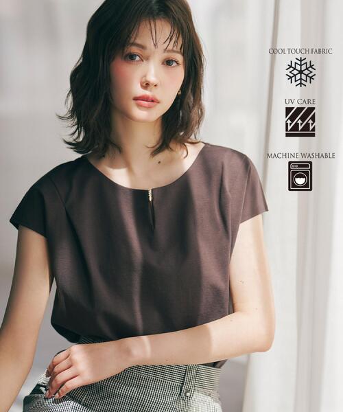 index(インデックス)の「【接触冷感】ビジューキーネックフレンチトップス《UVケア/洗濯機OK/XS~3L/8col》(Tシャツ/カットソー・レディース・ナチュラル/オフホワイト/ネイビー/ピンク/ボルドー/ライトイエロー系/ブラウン系その他/ライトブルー・44/38/36/34/40/42)」の9枚目の写真