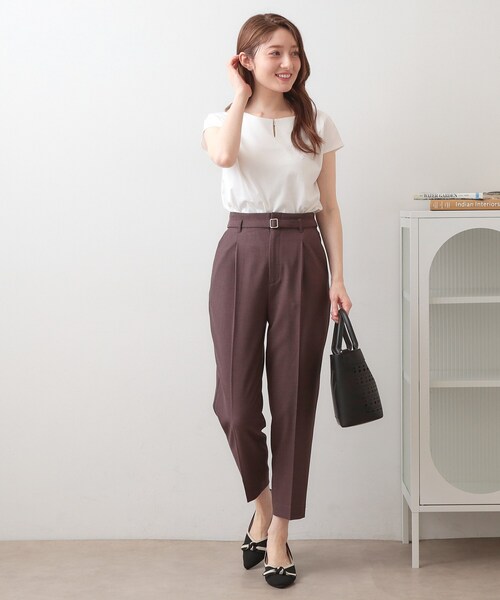 index(インデックス)の「【接触冷感】ビジューキーネックフレンチトップス《UVケア/洗濯機OK/XS~3L/8col》(Tシャツ/カットソー・レディース・ナチュラル/オフホワイト/ネイビー/ピンク/ボルドー/ライトイエロー系/ブラウン系その他/ライトブルー・44/38/36/34/40/42)」の11枚目の写真