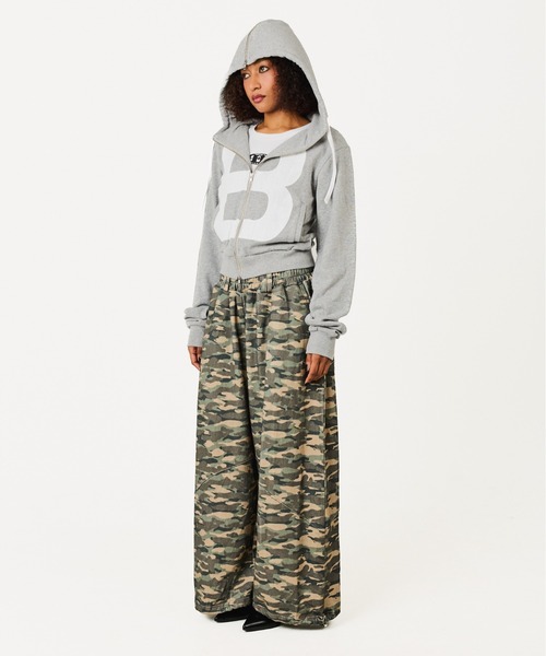 BEEDEN（ビーデン）の「B LOGO BASIC HOODIE（パーカー・レディース・ホワイト/ブラック/グレー・FREE）」の10枚目の写真