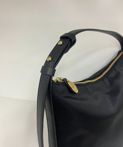 gemeil(ジェムイル)の「<rou.>デイリーワンショルダーバッグ(CE-1745)(ショルダーバッグ・レディース・ベージュ/ブラック・FREE)」の12枚目の写真