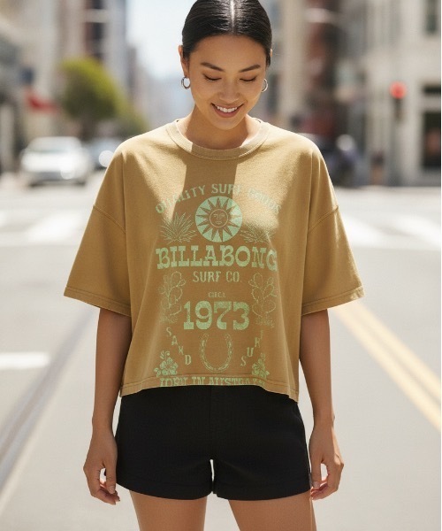 BILLABONG(ビラボン)の「BILLABONG ウィメンズ SUN ECHOES WL CROPPED COOL DRY TEE Tシャツ 【2026年夏モデル】(Tシャツ/カットソー・レディース・ホワイト/オフホワイト/ベージュ/ブルー系その他/イエロー系その他・MEDIUM)」の5枚目の写真