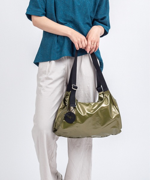 Jack Gomme(ジャックゴム)の「【JACK GOMME】ショルダーバッグ LEBAG 6L(ショルダーバッグ・レディース・レッド/ライトブルー/オリーブ/ブラック・FREE)」の3枚目の写真