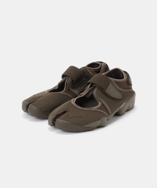 NIKE(ナイキ)の「NIKE/ナイキ エアリフト IV6058-200(その他シューズ・レディース・カーキ・25cm/24cm/23cm)」の1枚目の写真
