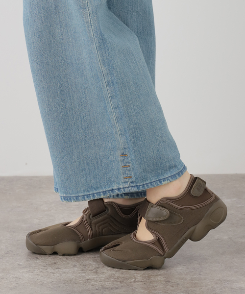 NIKE(ナイキ)の「NIKE/ナイキ エアリフト IV6058-200(その他シューズ・レディース・カーキ・25cm/24cm/23cm)」の11枚目の写真