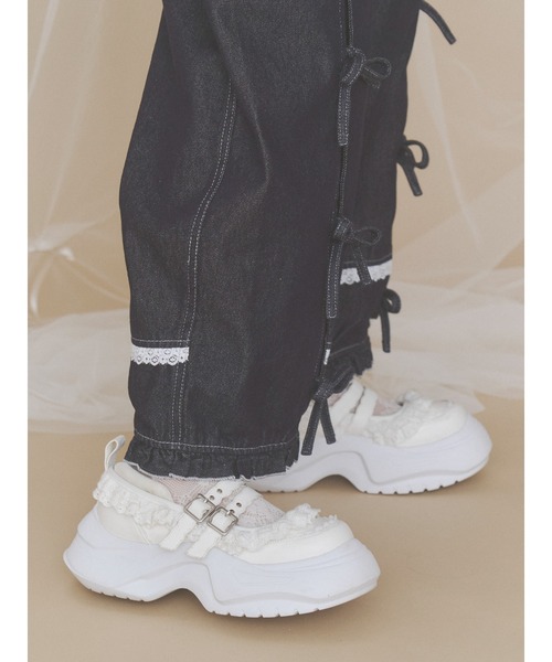 merry jenny(メリージェニー)の「frill mary jane metal sneakers(スニーカー・レディース・ブラック/オフホワイト/ピンク・LARGE/MEDIUM/SMALL)」の7枚目の写真