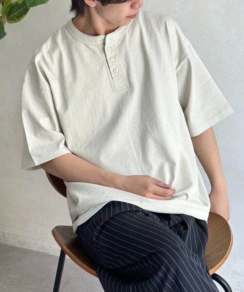 CPCM(シーピーシーエム)の「ベーシックカラーピグメントヘンリーT(Tシャツ/カットソー・メンズ・ブラック/ホワイト/ネイビー・MEDIUM/LARGE)」の6枚目の写真