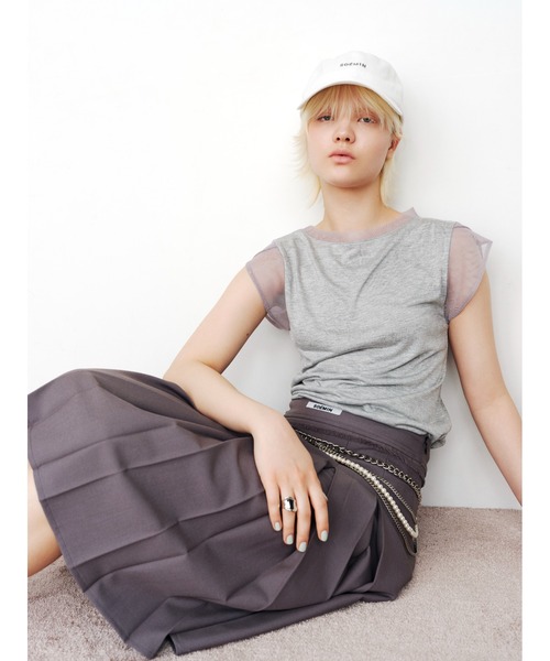 SOEMIN（ソミン）の「Box pleats midi skirt／ミディ丈ボックスプリーツスカート（スカート・レディース・チャコールグレー/ベージュ・FREE）」の19枚目の写真