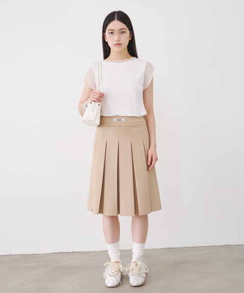 SOEMIN（ソミン）の「Box pleats midi skirt／ミディ丈ボックスプリーツスカート（スカート・レディース・チャコールグレー/ベージュ・FREE）」の11枚目の写真