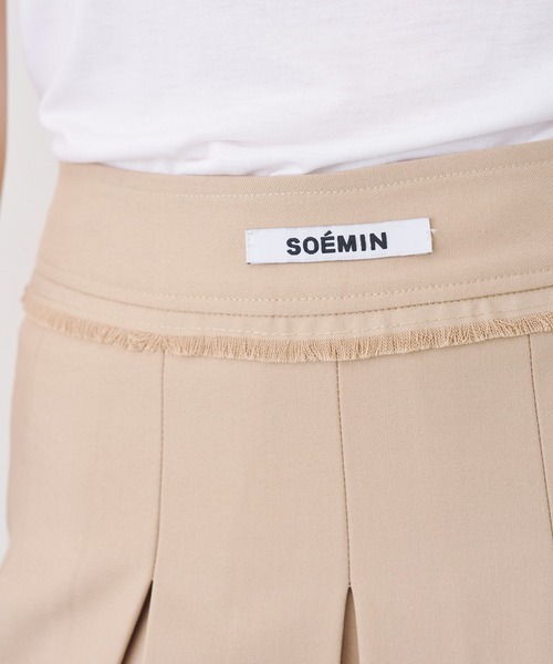 SOEMIN（ソミン）の「Box pleats midi skirt／ミディ丈ボックスプリーツスカート（スカート・レディース・チャコールグレー/ベージュ・FREE）」の15枚目の写真